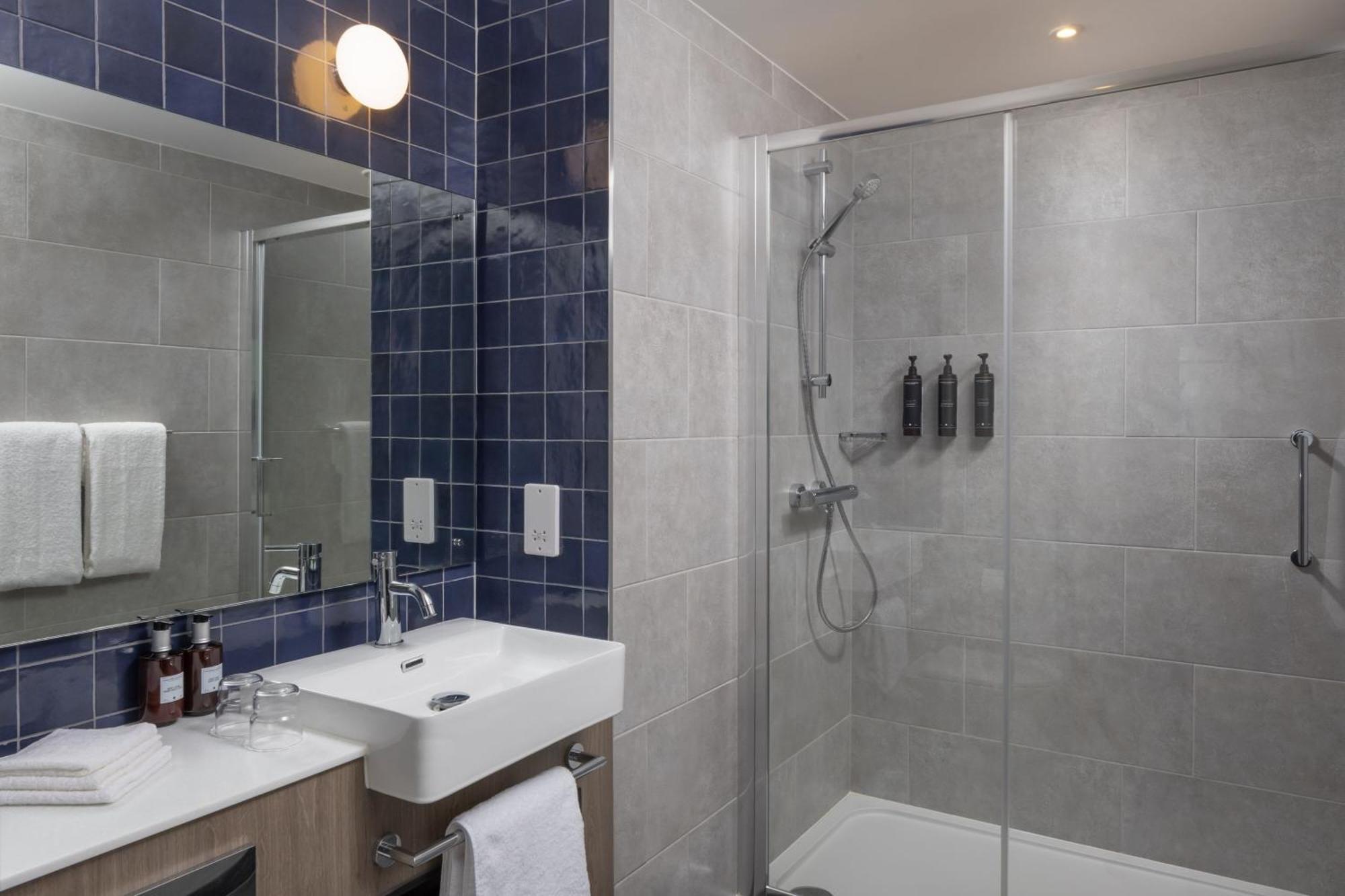 Residence Inn By Marriott Cork Ngoại thất bức ảnh